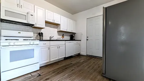 3948 West Congress Parkway Chicago IL 60624