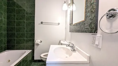 3948 West Congress Parkway Chicago IL 60624
