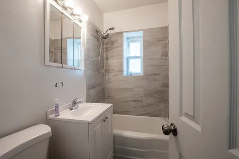 3948 West Congress Parkway Chicago IL 60624