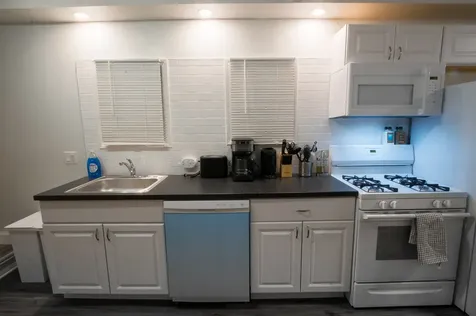 3948 West Congress Parkway Chicago IL 60624