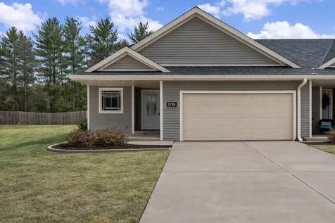 5788 Jackies Drive Loves Park IL 61111