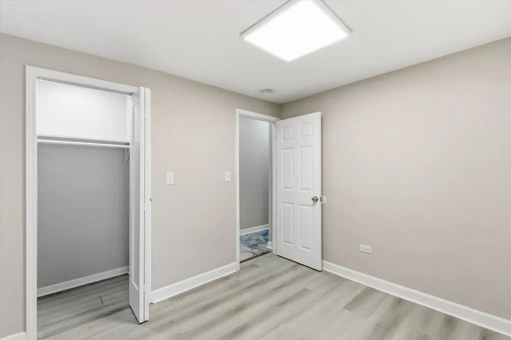 8305 South Maryland Avenue Chicago IL 60619