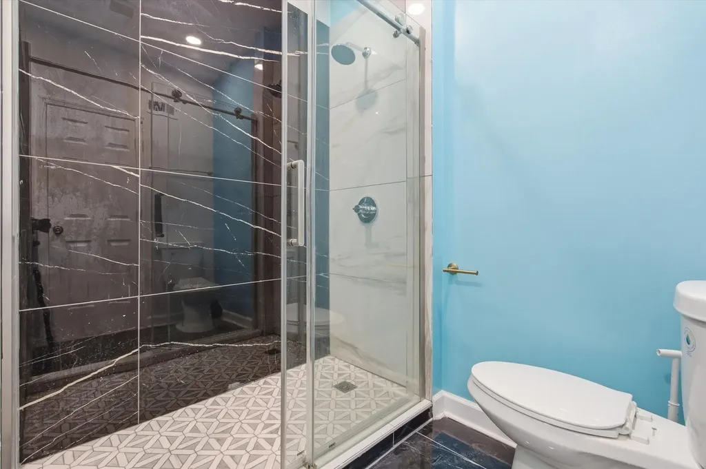 8305 South Maryland Avenue Chicago IL 60619