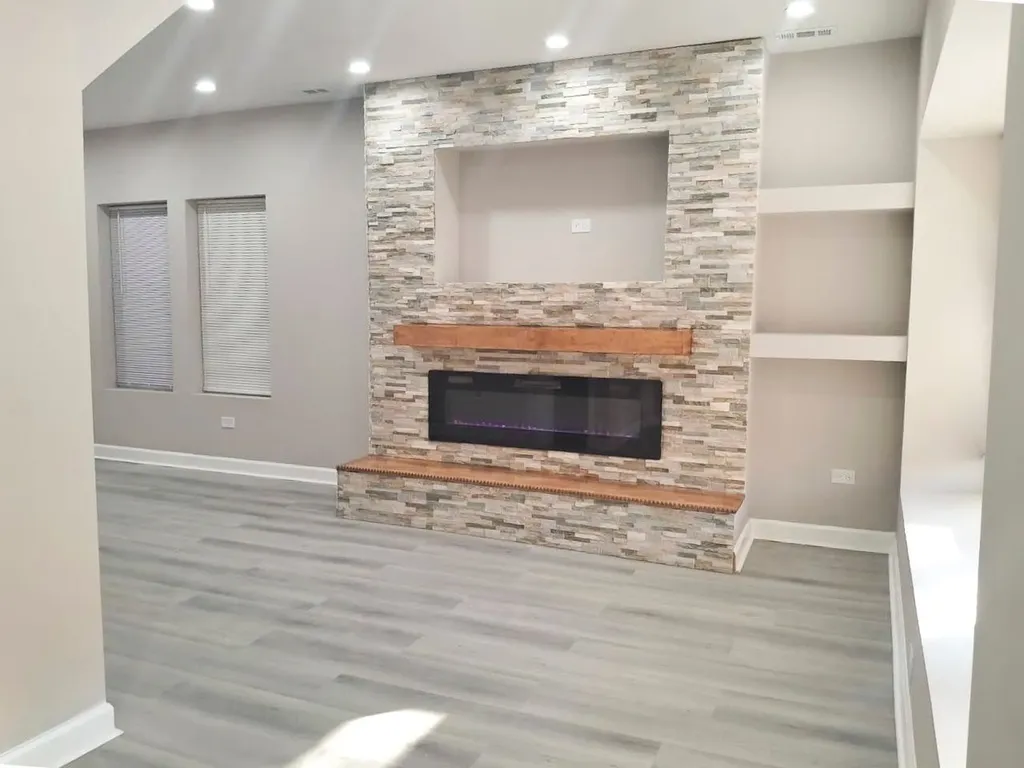 8305 South Maryland Avenue Chicago IL 60619