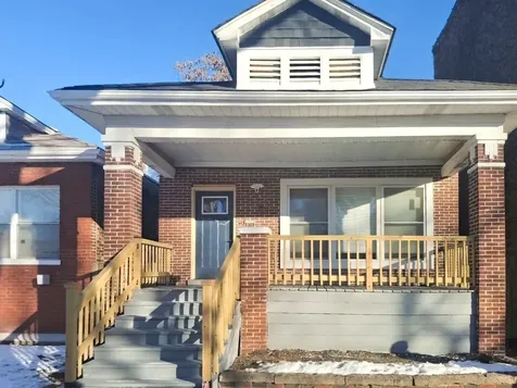 8305 South Maryland Avenue Chicago IL 60619
