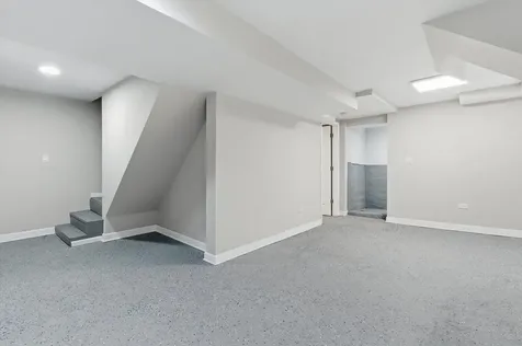 8305 South Maryland Avenue Chicago IL 60619