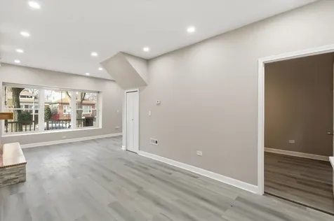 8305 South Maryland Avenue Chicago IL 60619