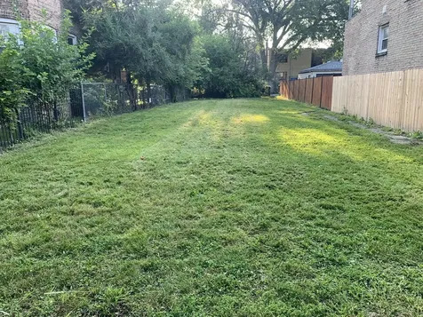 144 North Laramie Avenue Chicago IL 60644