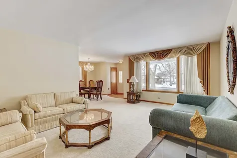 1850 Kensington Avenue Westchester IL 60154