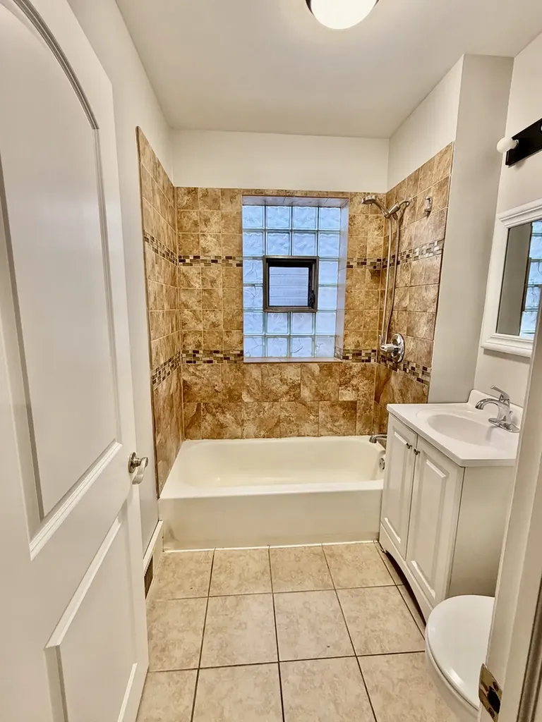 6210 South Sacramento Avenue Chicago IL 60629