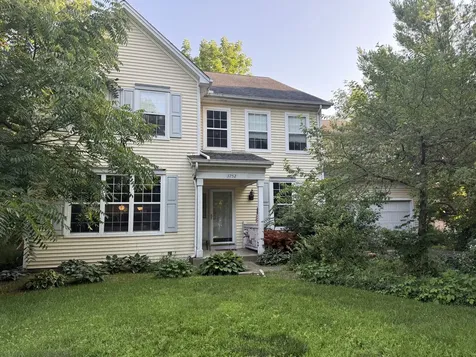 3252 Victoria Lane Waukegan IL 60087