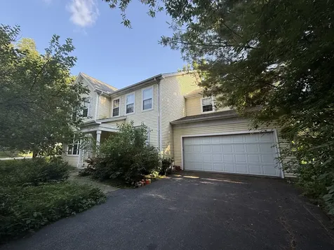3252 Victoria Lane Waukegan IL 60087