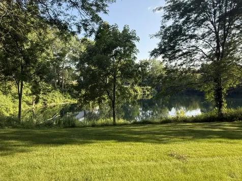 3252 Victoria Lane Waukegan IL 60087