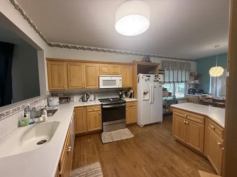 3252 Victoria Lane Waukegan IL 60087