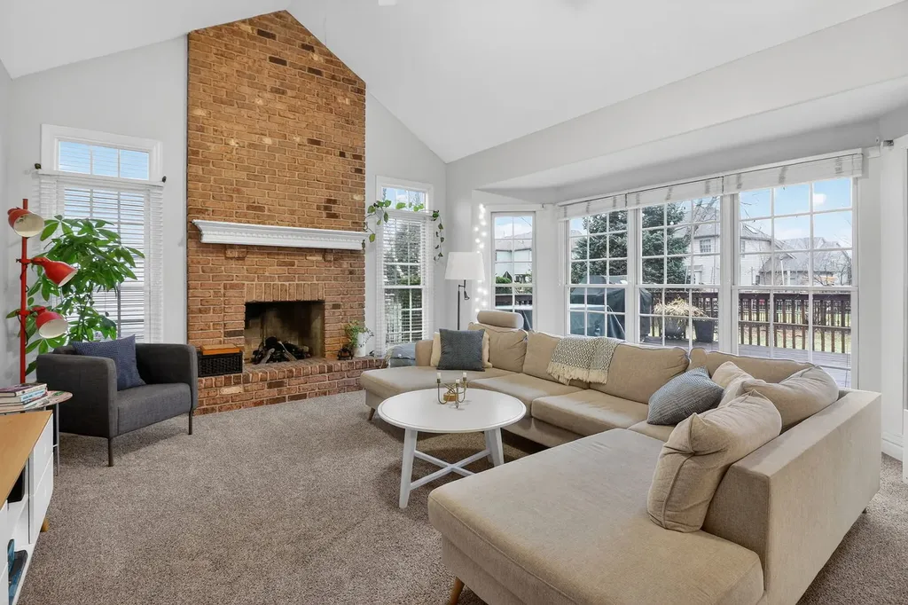 3807 Landsdown Avenue Naperville IL 60564