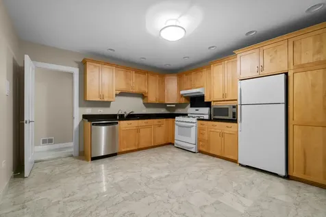 53 Abbeyfeale Drive Oswego IL 60543