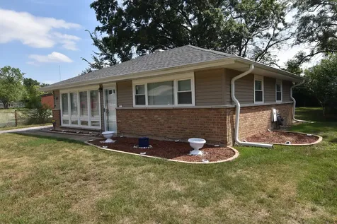 317 Mohawk Street Park Forest IL 60466