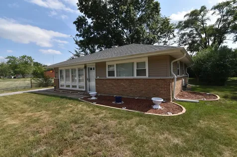 317 Mohawk Street Park Forest IL 60466