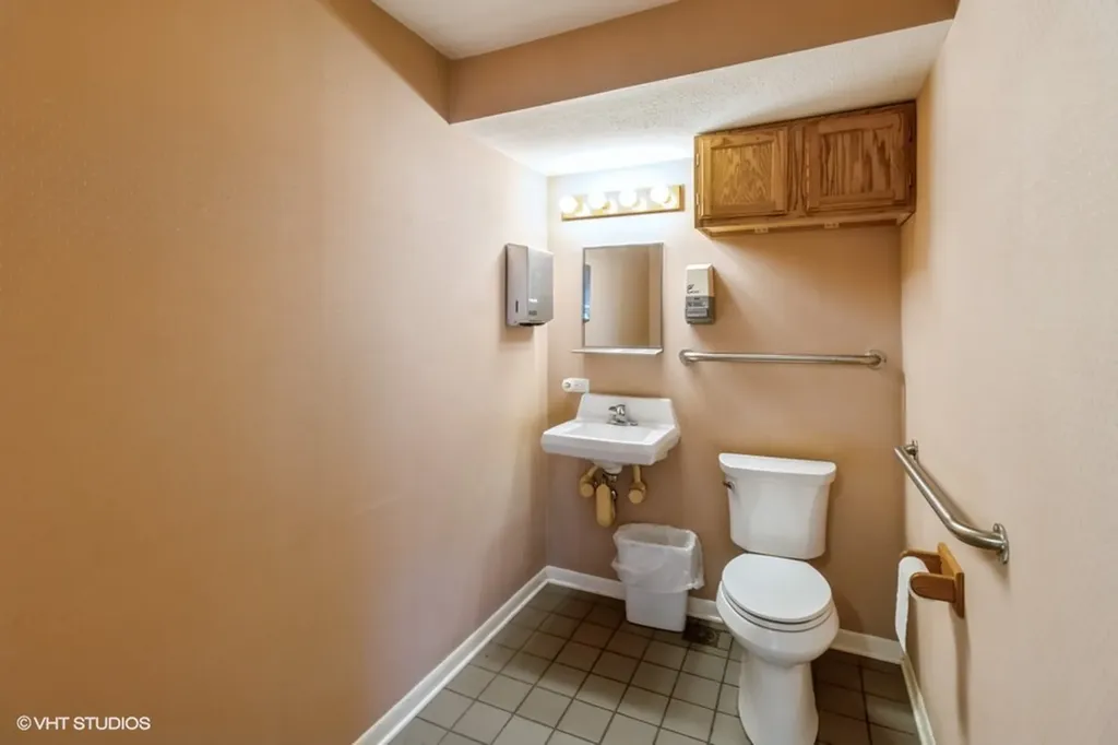 217 55TH Street Clarendon Hills IL 60514