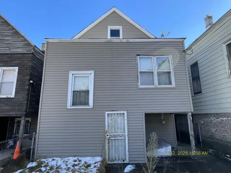 8148 South Brandon Avenue Chicago IL 60617