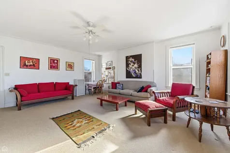 4933 South Woodlawn Avenue Chicago IL 60615