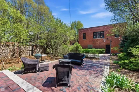 4933 South Woodlawn Avenue Chicago IL 60615