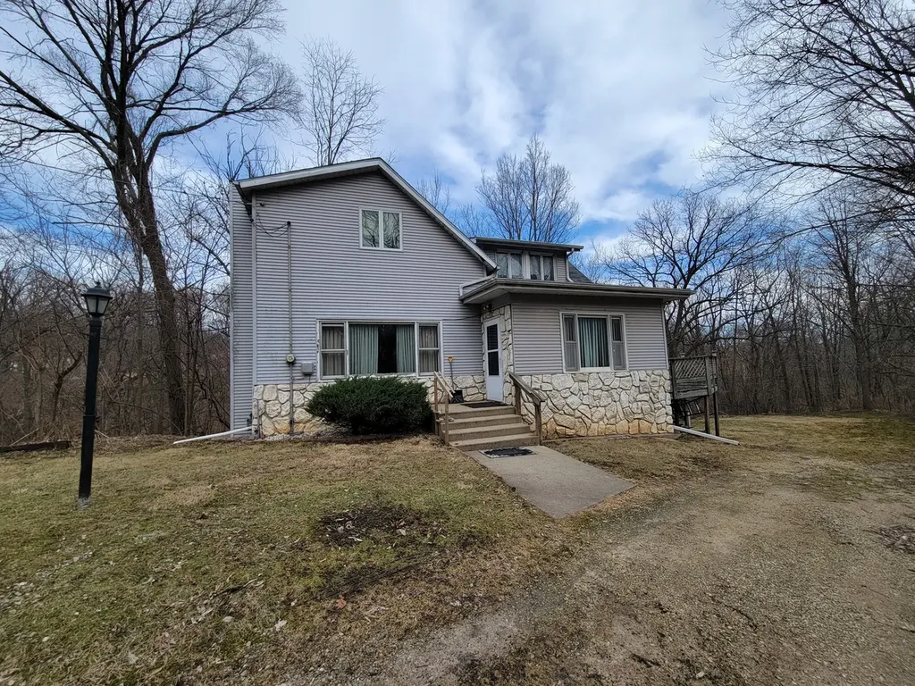 408 East 4th Street Spring Valley IL 61362