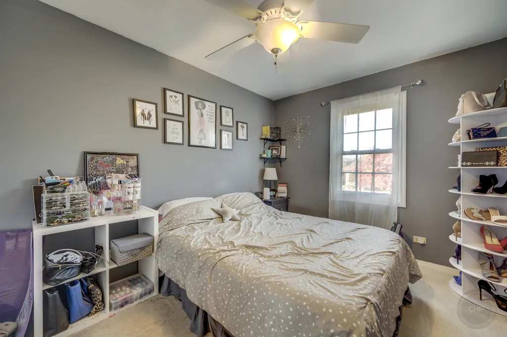 1133 Jennifer Lane Bolingbrook IL 60440