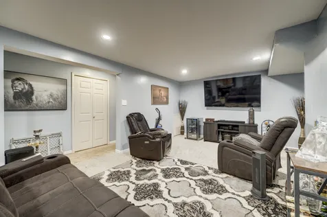 1133 Jennifer Lane Bolingbrook IL 60440
