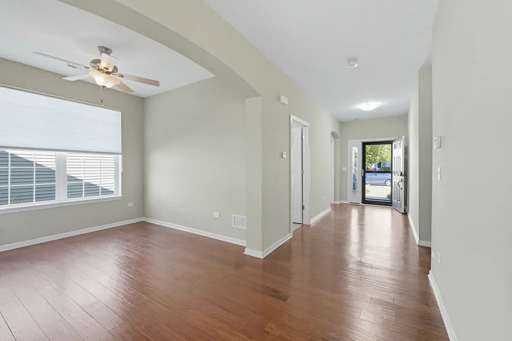 2615 Cranbrook Street Naperville IL 60564