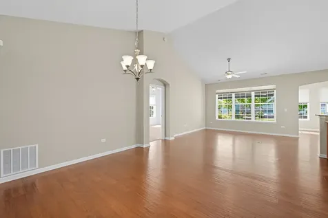 2615 Cranbrook Street Naperville IL 60564