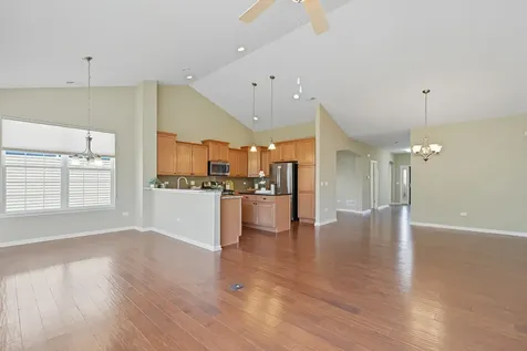 2615 Cranbrook Street Naperville IL 60564