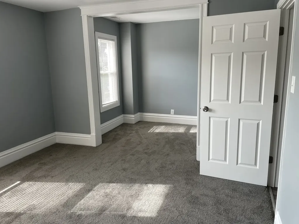 12033 South Wallace Street Chicago IL 60628