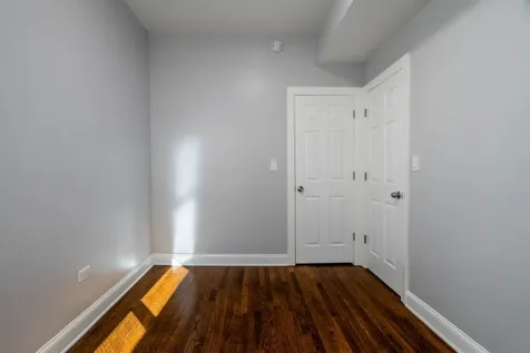 4837 West Monroe Street Chicago IL 60644
