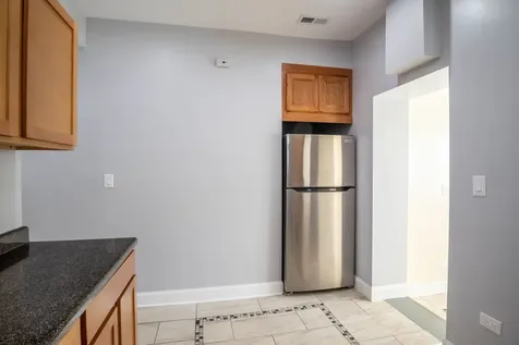 4837 West Monroe Street Chicago IL 60644