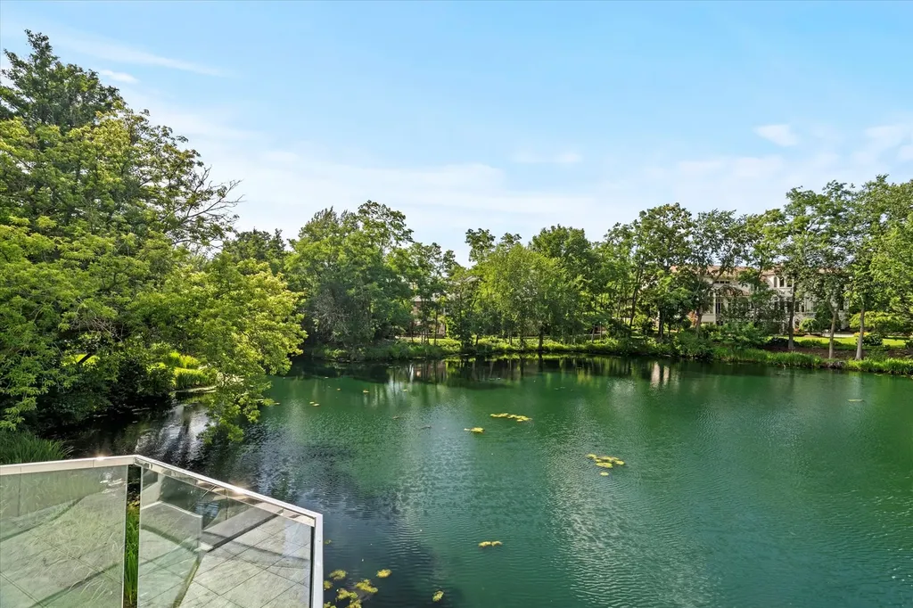 920 St Stephens Green Oak Brook IL 60523