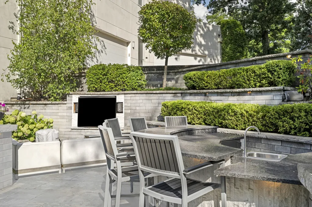920 St Stephens Green Oak Brook IL 60523