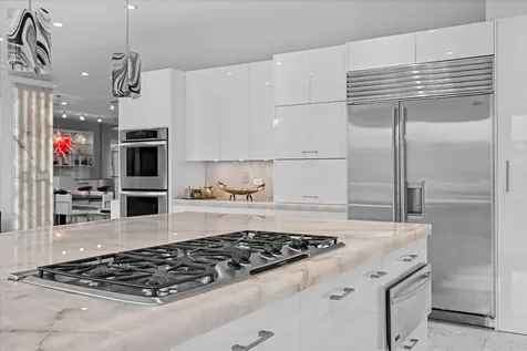 920 St Stephens Green Oak Brook IL 60523