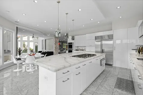 920 St Stephens Green Oak Brook IL 60523