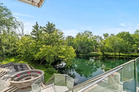 920 St Stephens Green Oak Brook IL 60523
