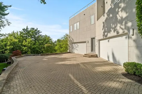 920 St Stephens Green Oak Brook IL 60523