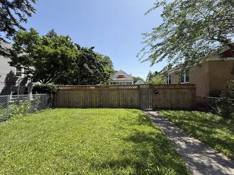 1413 Wisconsin Avenue Berwyn IL 60402
