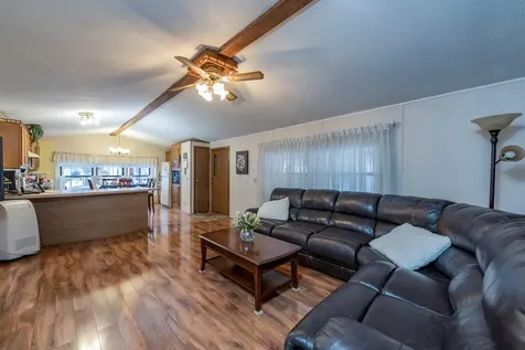 3268 Meadow Drive Park City IL 60085