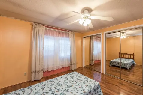 3268 Meadow Drive Park City IL 60085
