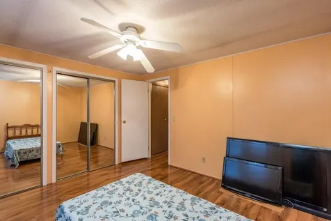 3268 Meadow Drive Park City IL 60085