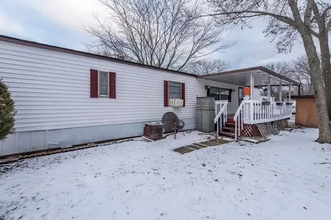3268 Meadow Drive Park City IL 60085