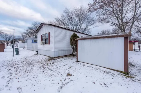 3268 Meadow Drive Park City IL 60085