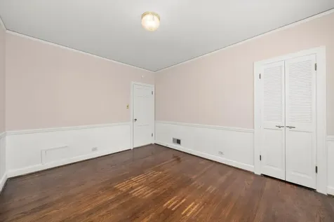 229 Country Club Road Chicago Heights IL 60411