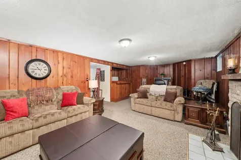 229 Country Club Road Chicago Heights IL 60411