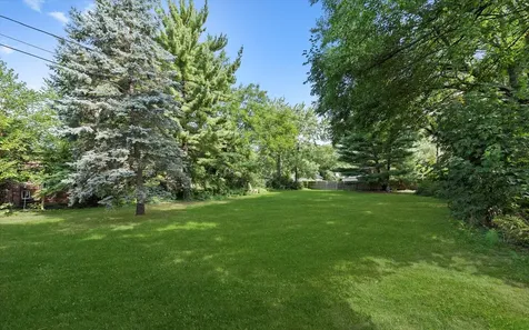 229 Country Club Road Chicago Heights IL 60411